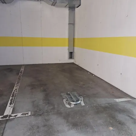 Apartman Lory, Zagreb, Downtown, With Own Parking In The Garage Exterior photo